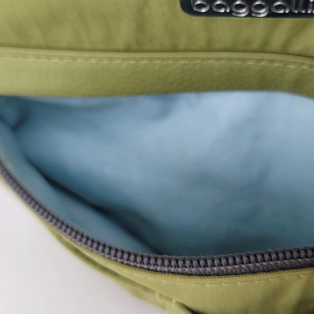 Baggallini Everywhere Crossbody Bag Olive Green Nylon Travel Purse Adjustable - Picture 6 of 11